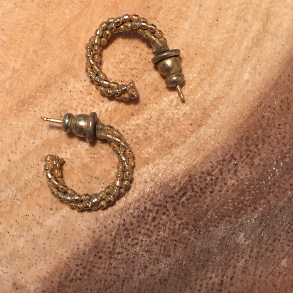 Vintage Small Pierced Gold Hoops - Picture 5 of 7